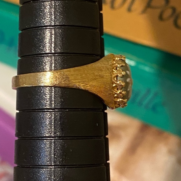 Solid 14 karat gold, green, white and yellow flower Vintage style Wedgwo… - Picture 7 of 14